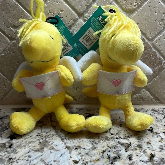 Peanuts Woodstock Valentine Day Plush Toy - Picture 1 of 3
